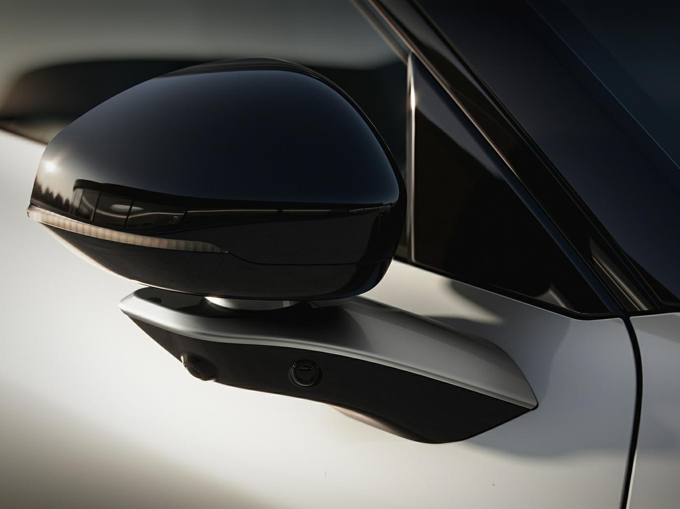 車長(zhǎng)4827mm,搭1.5T插混,領(lǐng)克07 EM-P官圖發(fā)布,顏值如何?