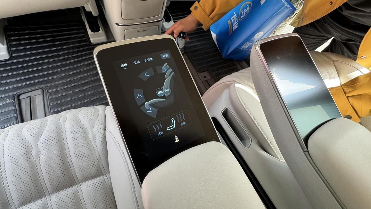 又一臺高性價比新能源MPV?風行星海V9正式開啟預售