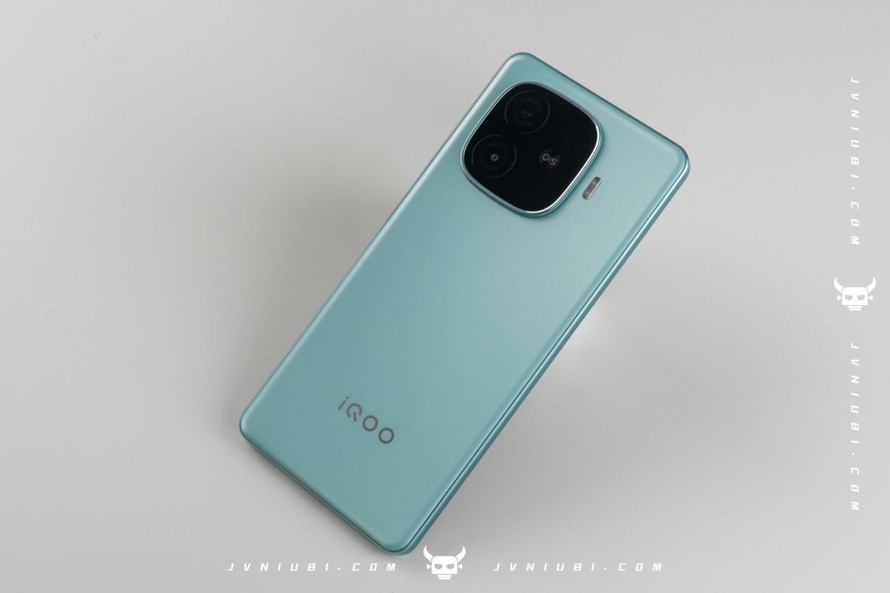 中端游戲標桿iQOO Z9 Turbo發布,到底多能打?