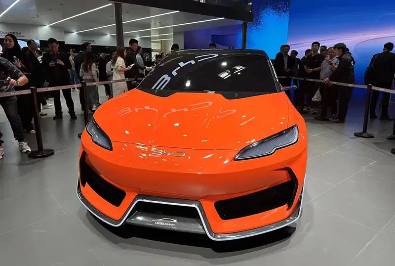 比亞迪直接掀桌子!續航2000公里,啟動3年終結燃油車計劃?