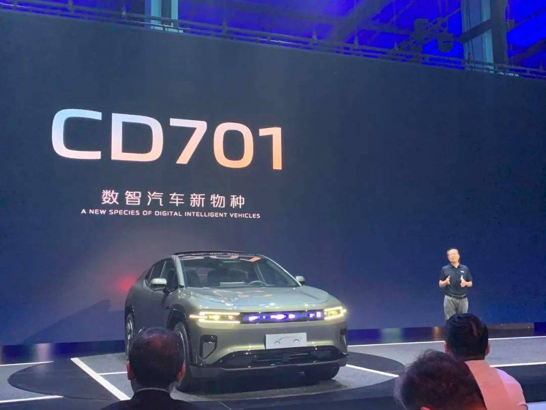 比亞迪直接掀桌子!續航2000公里,啟動3年終結燃油車計劃?