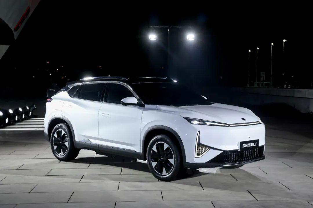 比亞迪直接掀桌子!續航2000公里,啟動3年終結燃油車計劃?