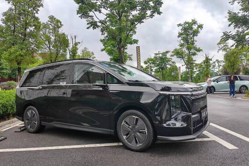 試駕上汽大通大家7 超混版:家用MPV,要省油更要均衡