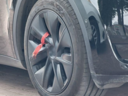 特斯拉 Model Y,豐富配置,樂趣操控