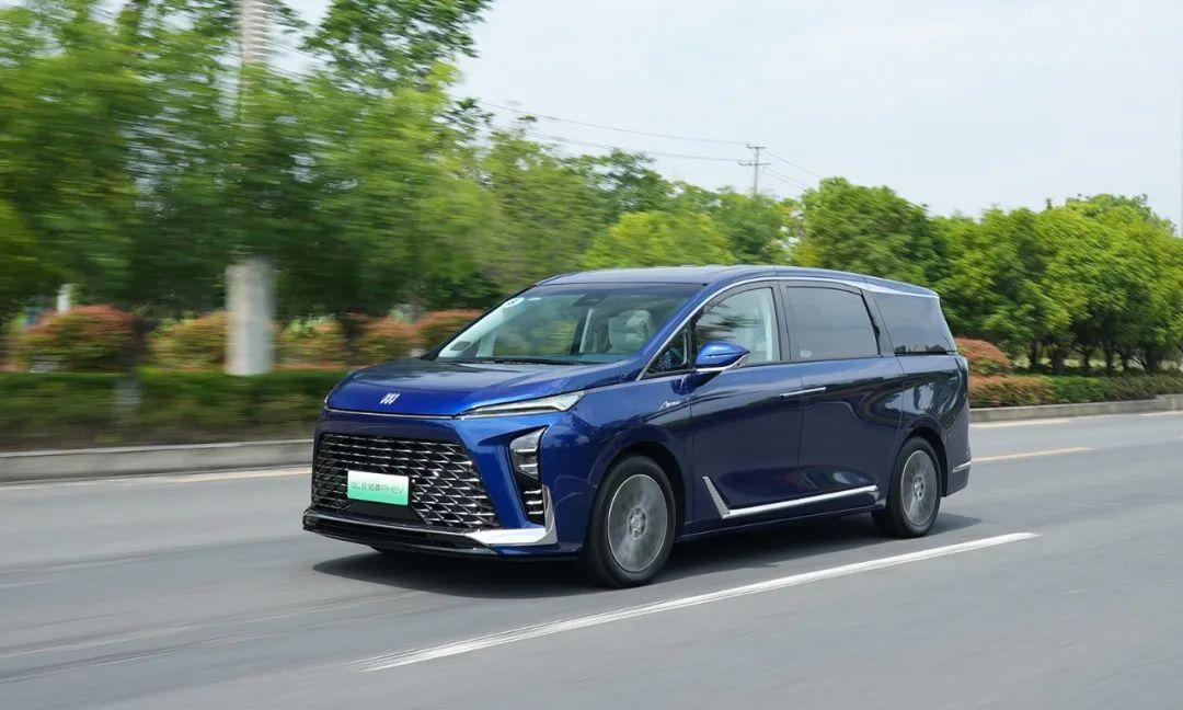 純電續航138km,還能對外放電!露營好搭子別克GL8 PHEV
