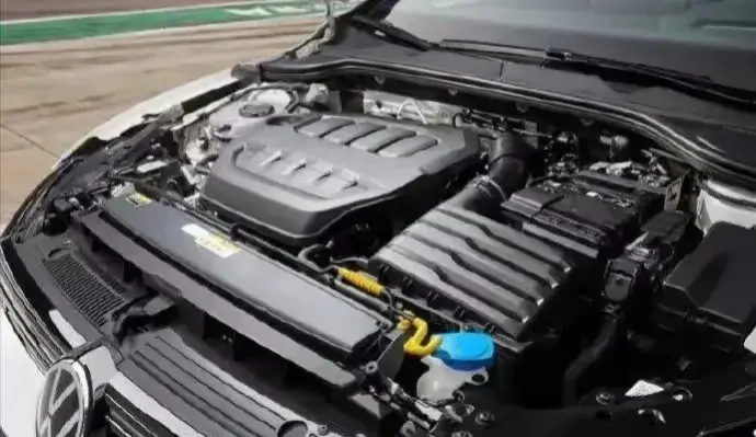 汽車巨頭背水一戰,600億歐元投資內燃機!新能源的終結還是重生