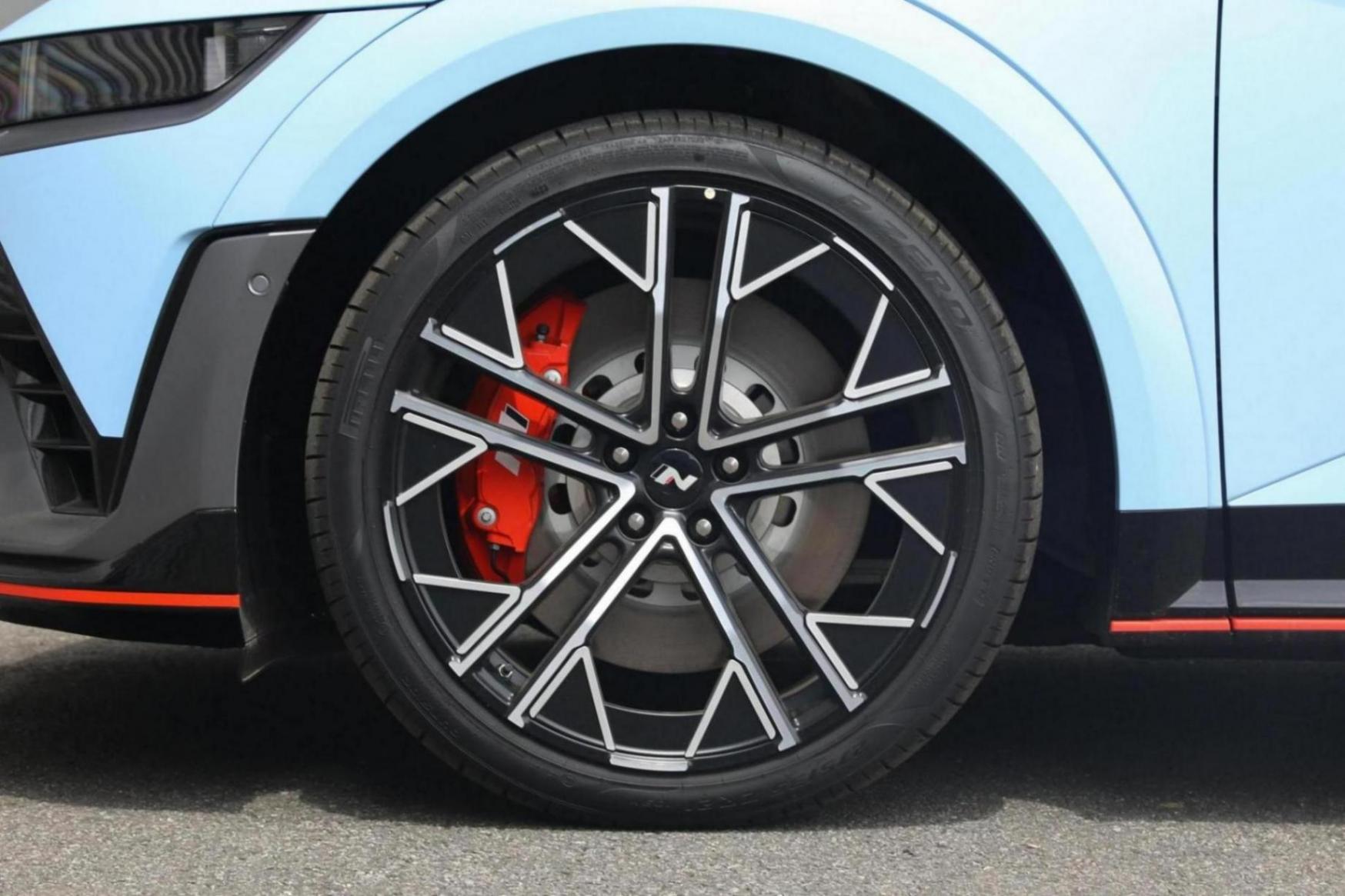 淺談賽道化電動車-現代IONIQ 5N,預售39.88萬到底值不值?