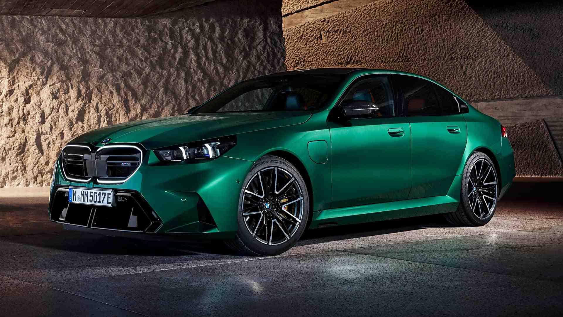 高性能燃油車不死 全新一代寶馬M5官圖發布 4.4T V8插混 能上綠牌?