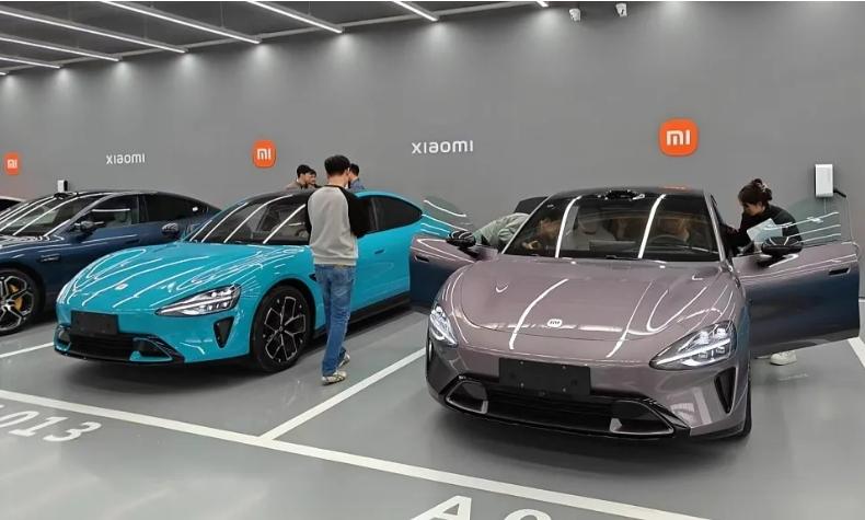 差距變大,世間已無“蔚小理”,或要重組“理蔚米”了