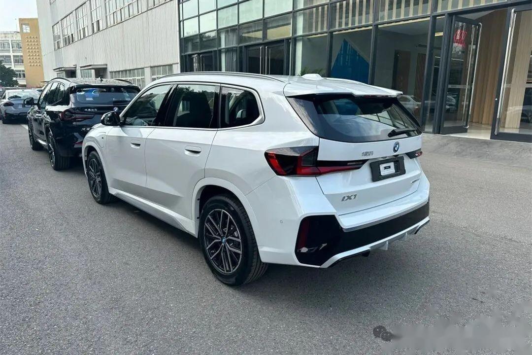 寶馬打響“清倉價格戰”!新車從33萬降至17萬,還買啥國產車!