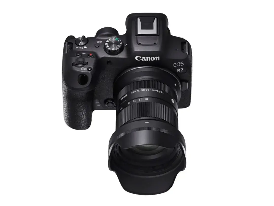 尼康發布35/1.4;索尼ZV-E10II將至|勢力新鮮報