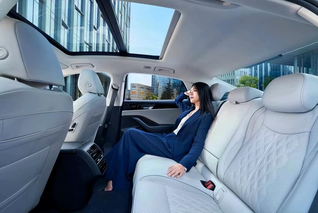 傳奇煥新,榮耀再啟,中高級轎車領航者——全新一代邁騰將于7月9日正式上市
