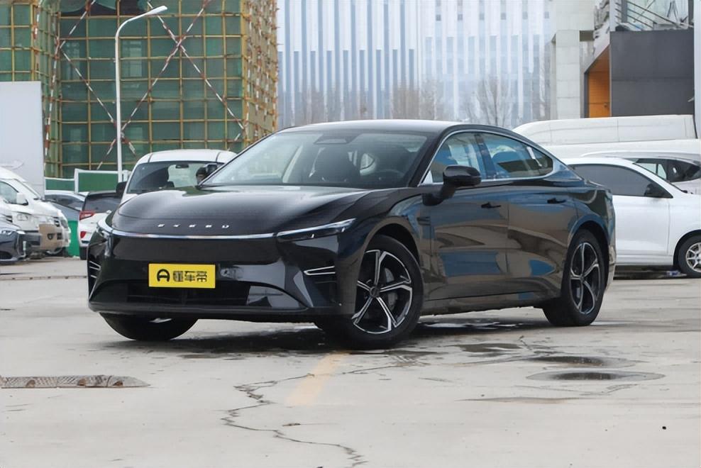 新車盤點:寶馬M2、奇瑞瑞虎8L、星途星紀元 ES