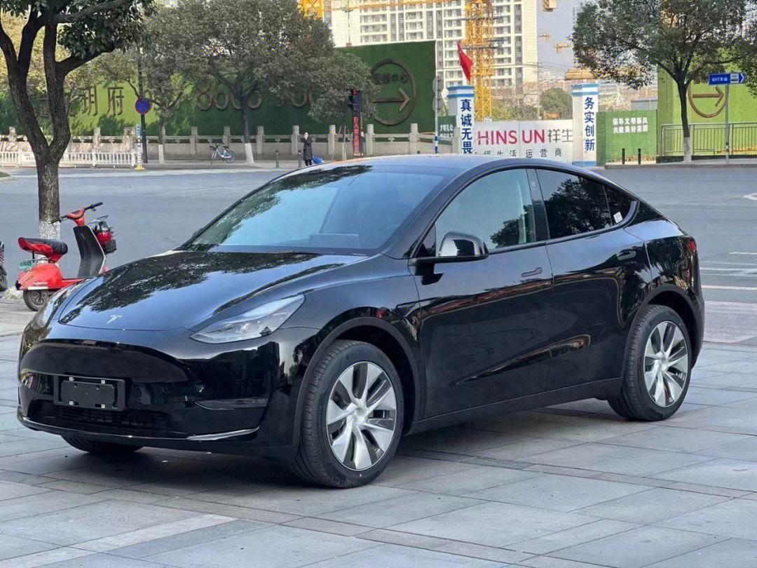 特斯拉Model Y到底有啥好的,一直這么多人買?