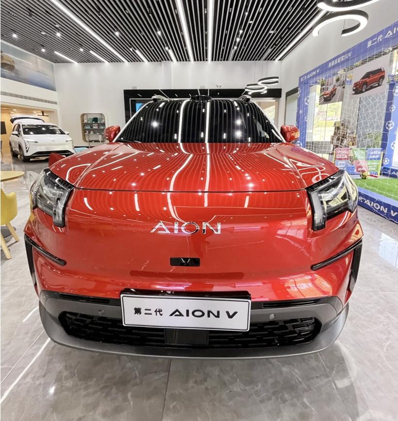 廣汽埃安第二代AION V到店,化名“霸王龍”,內置無圖智駕+冰箱