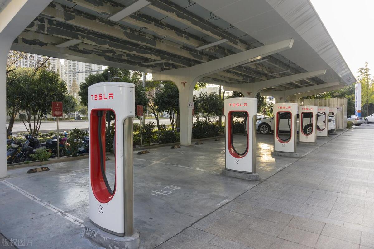 油價那么高,為什么大家還是不愿意買電車?內行說出“五大隱憂”
