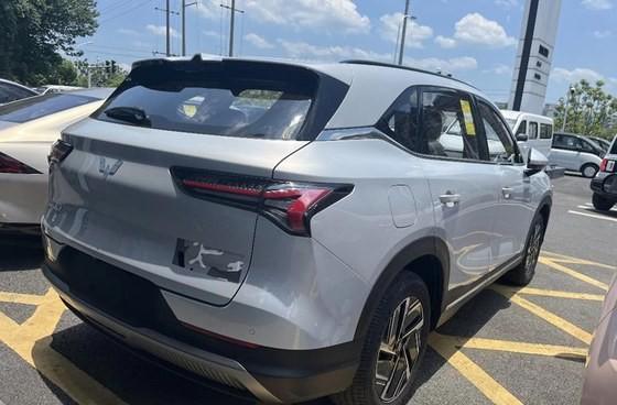 五菱星光S駕到!雙動力SUV,軸距2米8,錯過后悔一輩子