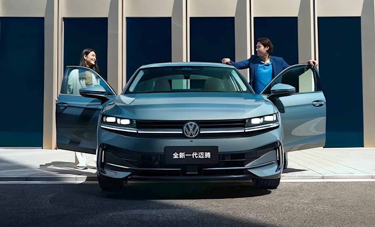 合資中型轎車標桿!一汽-大眾全新邁騰正式上市:17.99萬起