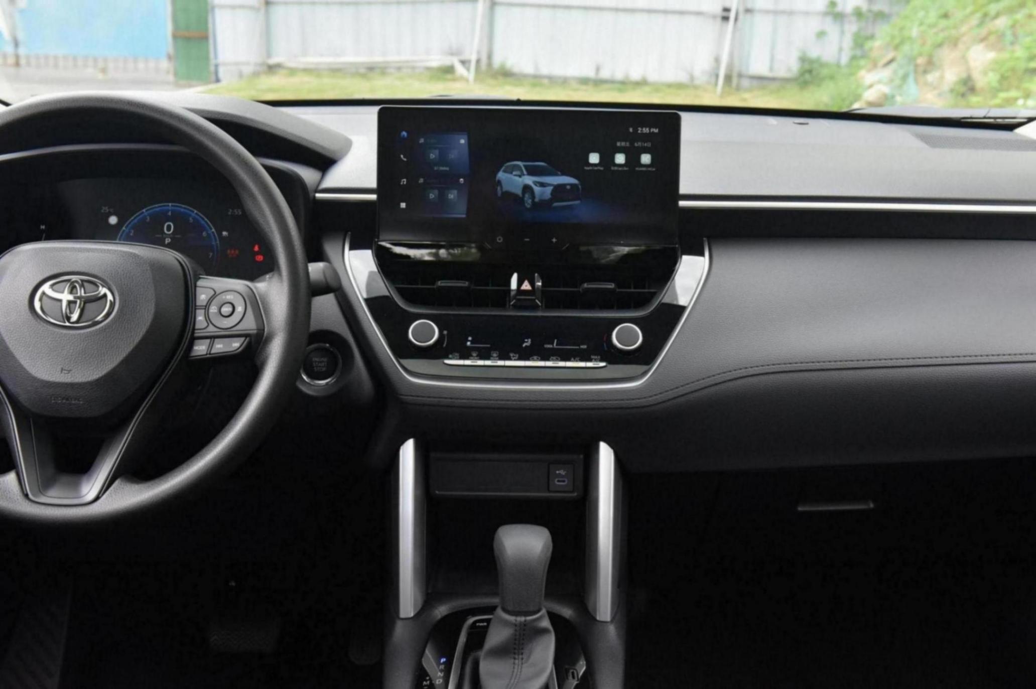 2.0L+CVT動力,優(yōu)惠3.6萬,標(biāo)配L2輔助駕駛,解析豐田卡羅拉銳放
