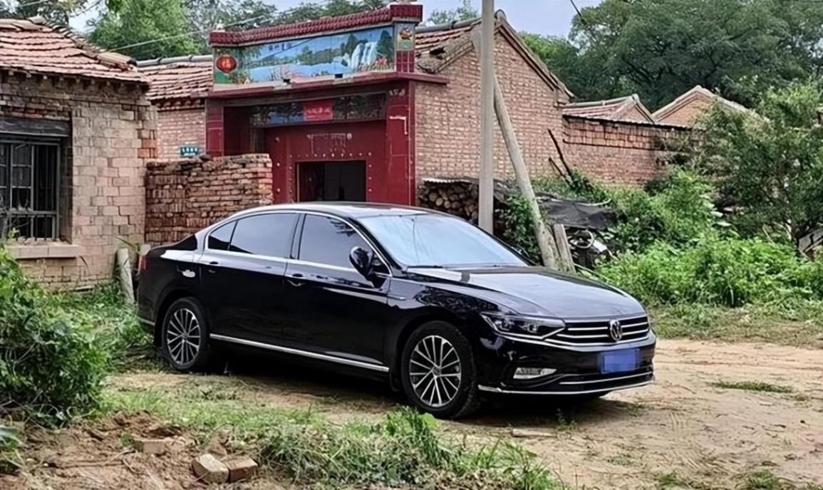 喜提一汽-大眾邁騰,4年時間行駛8萬公里,車主說出了用車感受