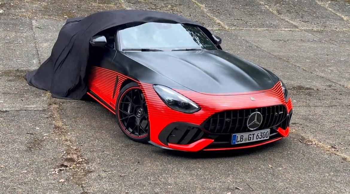 611匹馬力,0-96km/h加速3.1s,奔馳AMG GT63 Pro發(fā)布