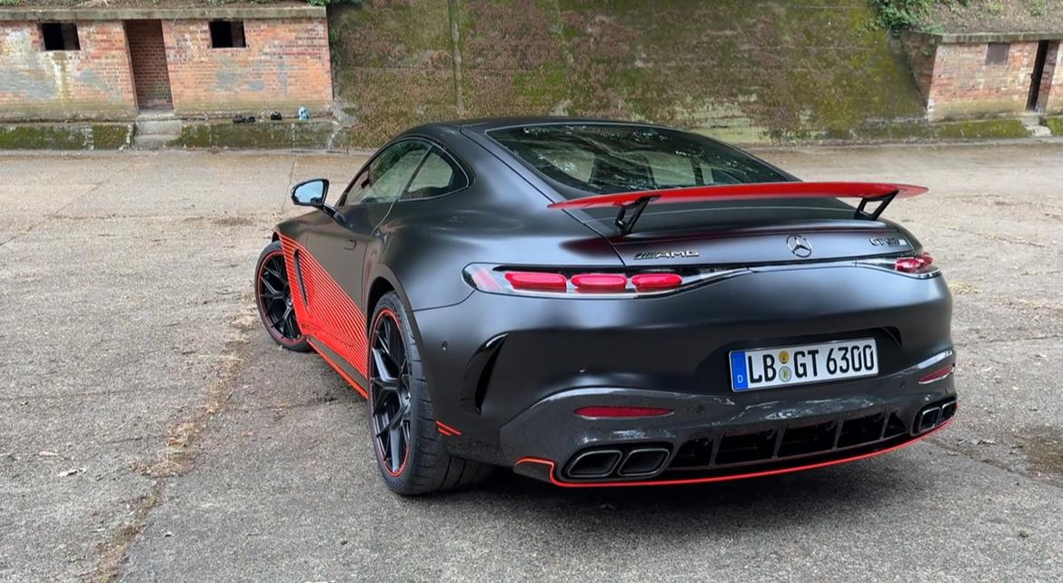 611匹馬力,0-96km/h加速3.1s,奔馳AMG GT63 Pro發(fā)布