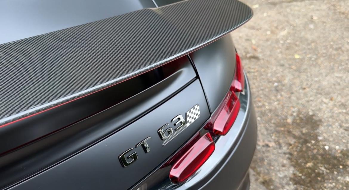 611匹馬力,0-96km/h加速3.1s,奔馳AMG GT63 Pro發(fā)布