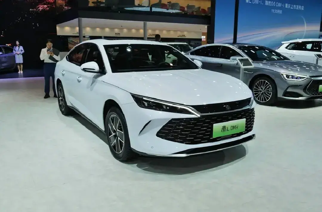 太慘了!6月轎車銷量榜,軒逸排第3,秦L第9,小米SU7第13