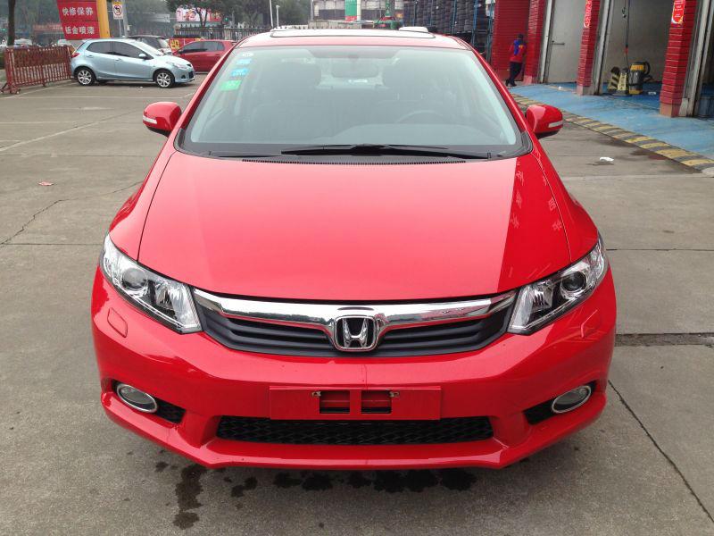 思域和卡羅拉哪個(gè)更耐造?修車師傅:跑過(guò)5年,這些差別就很明顯