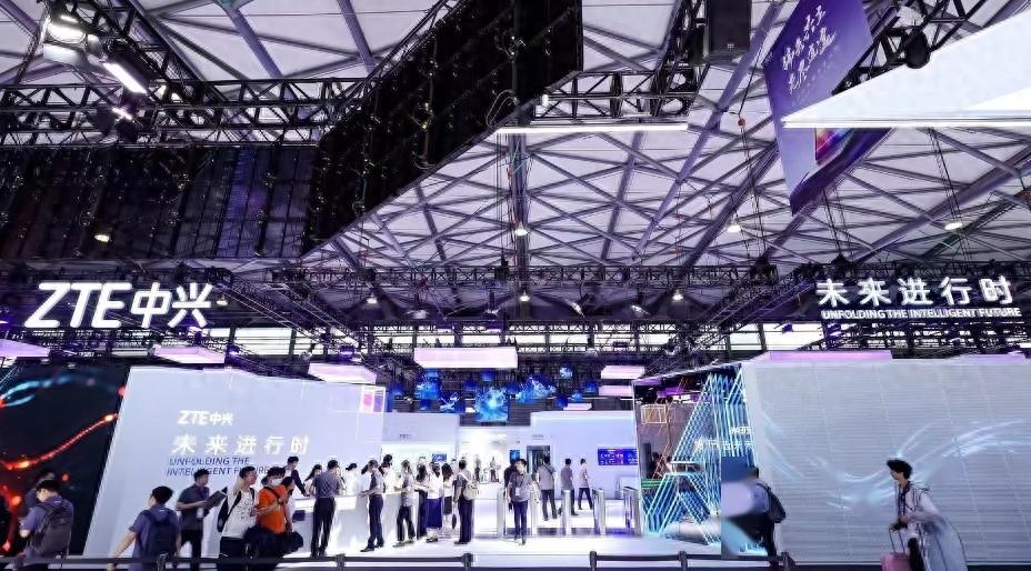 中興通訊推出革命性智算方案,2024MWC上海展驚艷亮相!
