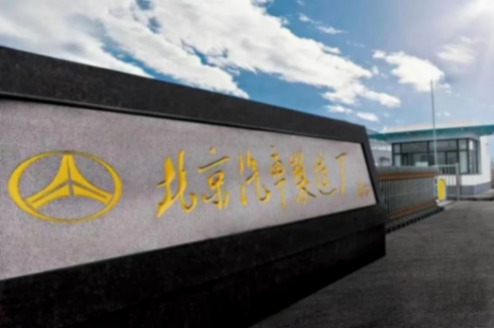8萬起!北汽全新212能否吊打越野大佬?