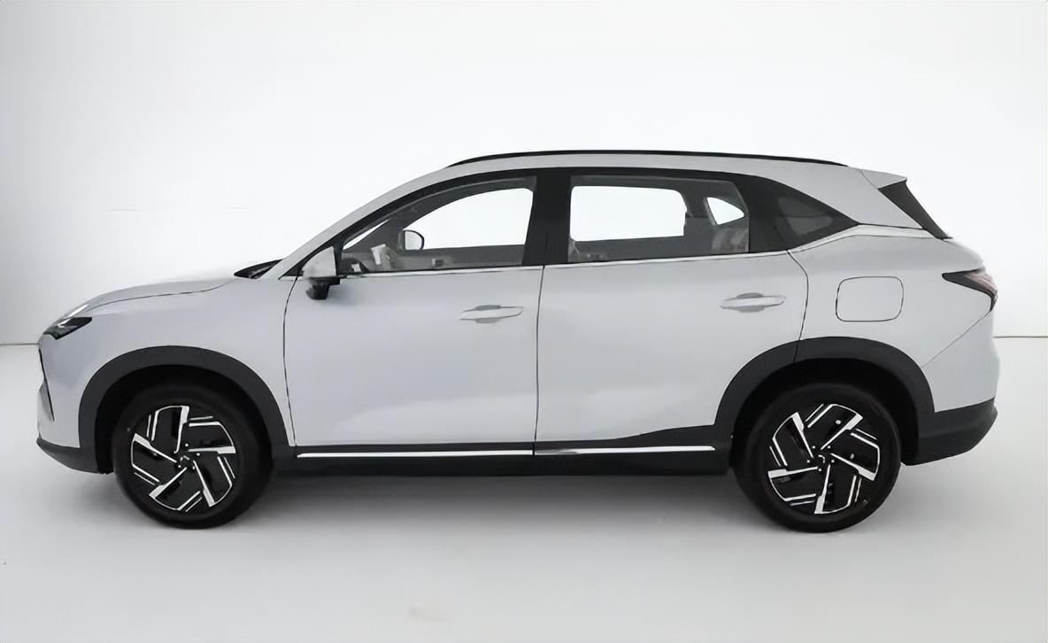 新車盤點:五菱星光S、福特Capri、小鵬P7+