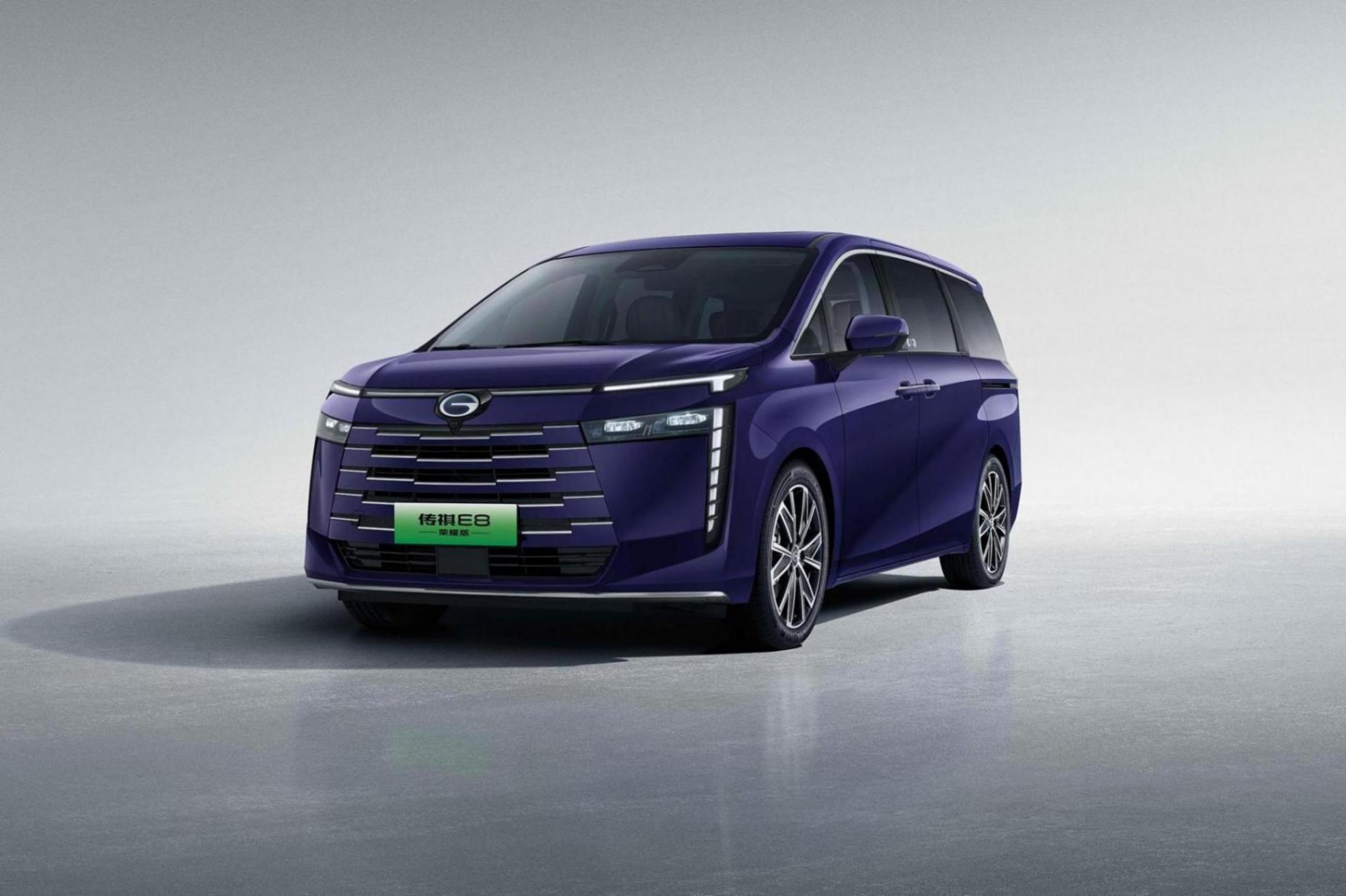 新車 | 售價16.68萬元起,2.0升油混系統,廣汽傳祺E8榮耀系列上市
