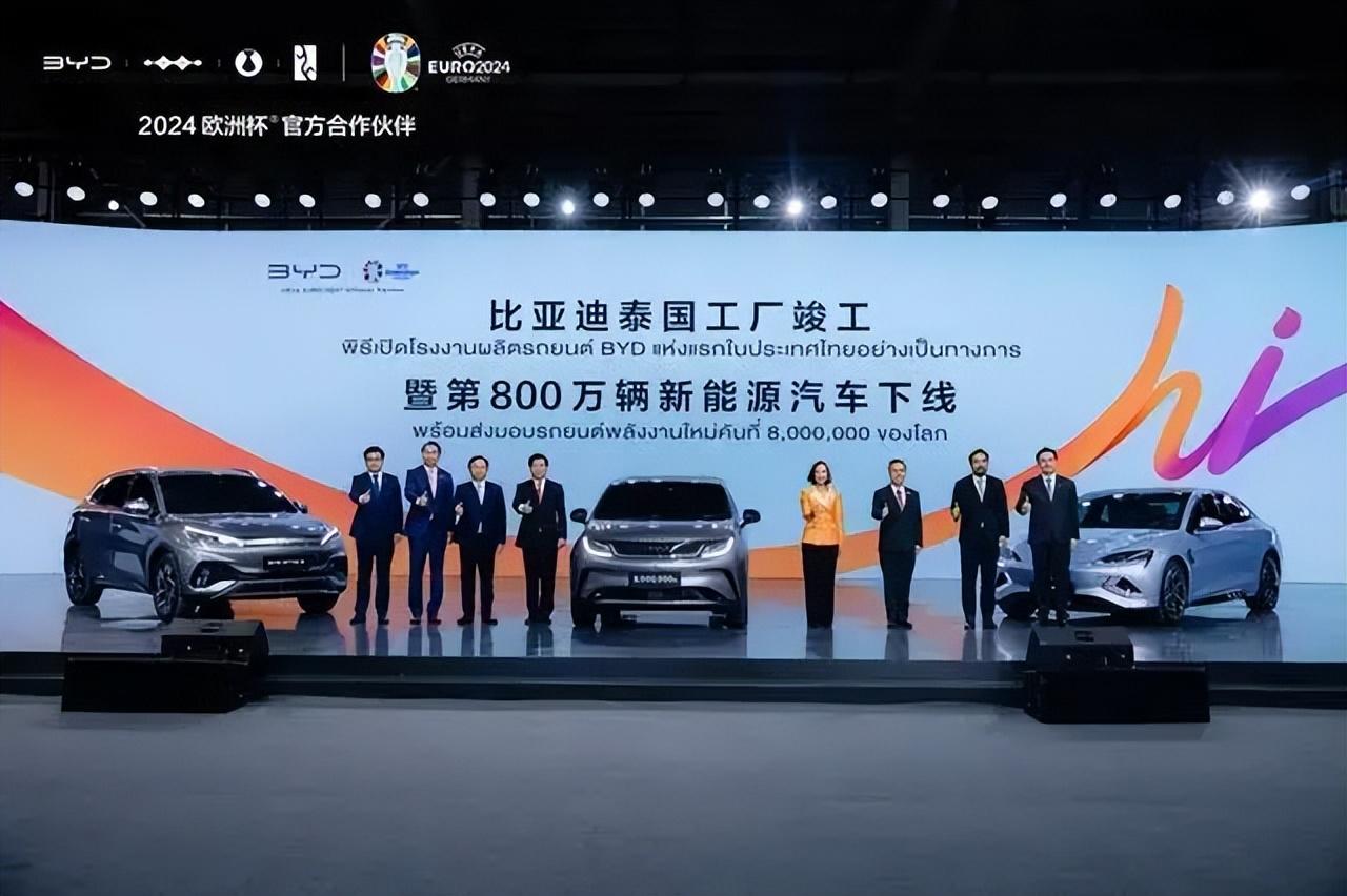 500萬銷量!內卷帶動正向競爭,比亞迪引領中國新能源汽車躍遷