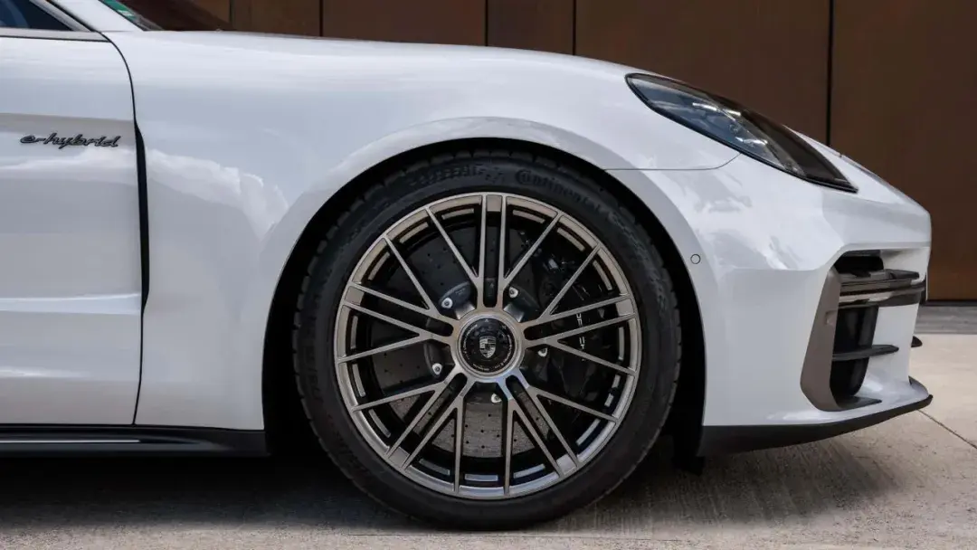 保時捷最強帕美上市,Panamera Turbo S E-Hybrid破紐北記錄
