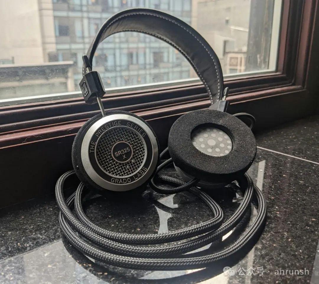包耳的歌德GRADO SR325X耳機