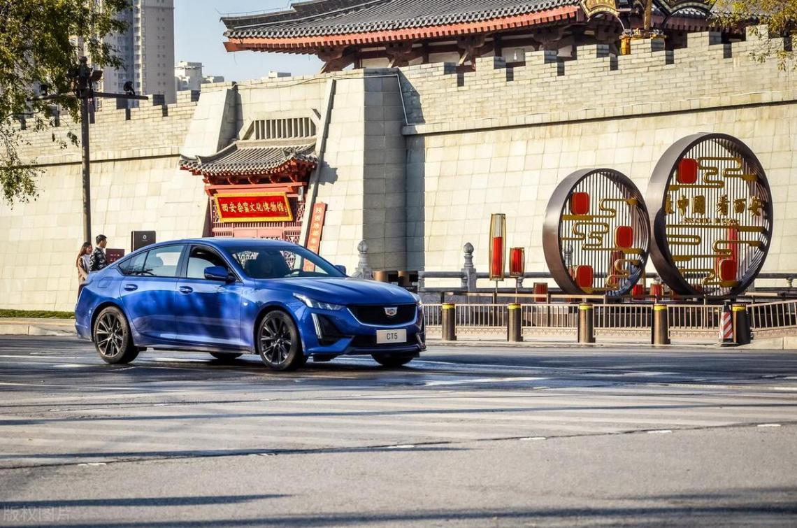 “奧迪A4L與凱迪拉克CT5”誰更勝一籌?修車師傅:8年后差別明顯