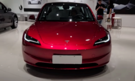 2025 款特斯拉 Model Y Juniper - 7大革新升級顛覆你的駕駛體驗