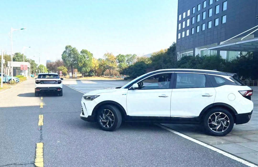 東風氫能車馳騁大灣區,滿氫滿電續航里程突破500公里