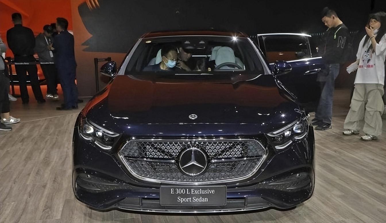 奧迪A6L vs 寶馬5系:豪華轎車界的雙子星,誰(shuí)才是真正的神車?
