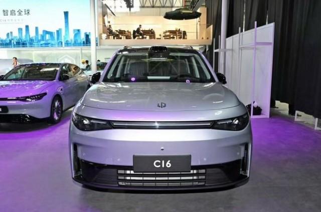 福特放棄2030年前實現電動化目標;零跑C16上市不滿1月大定破萬輛