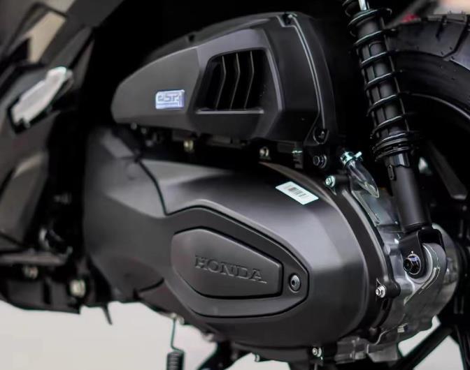全新本田FORZA 350發(fā)布,外觀動感前衛(wèi),換裝5英寸儀表,期待