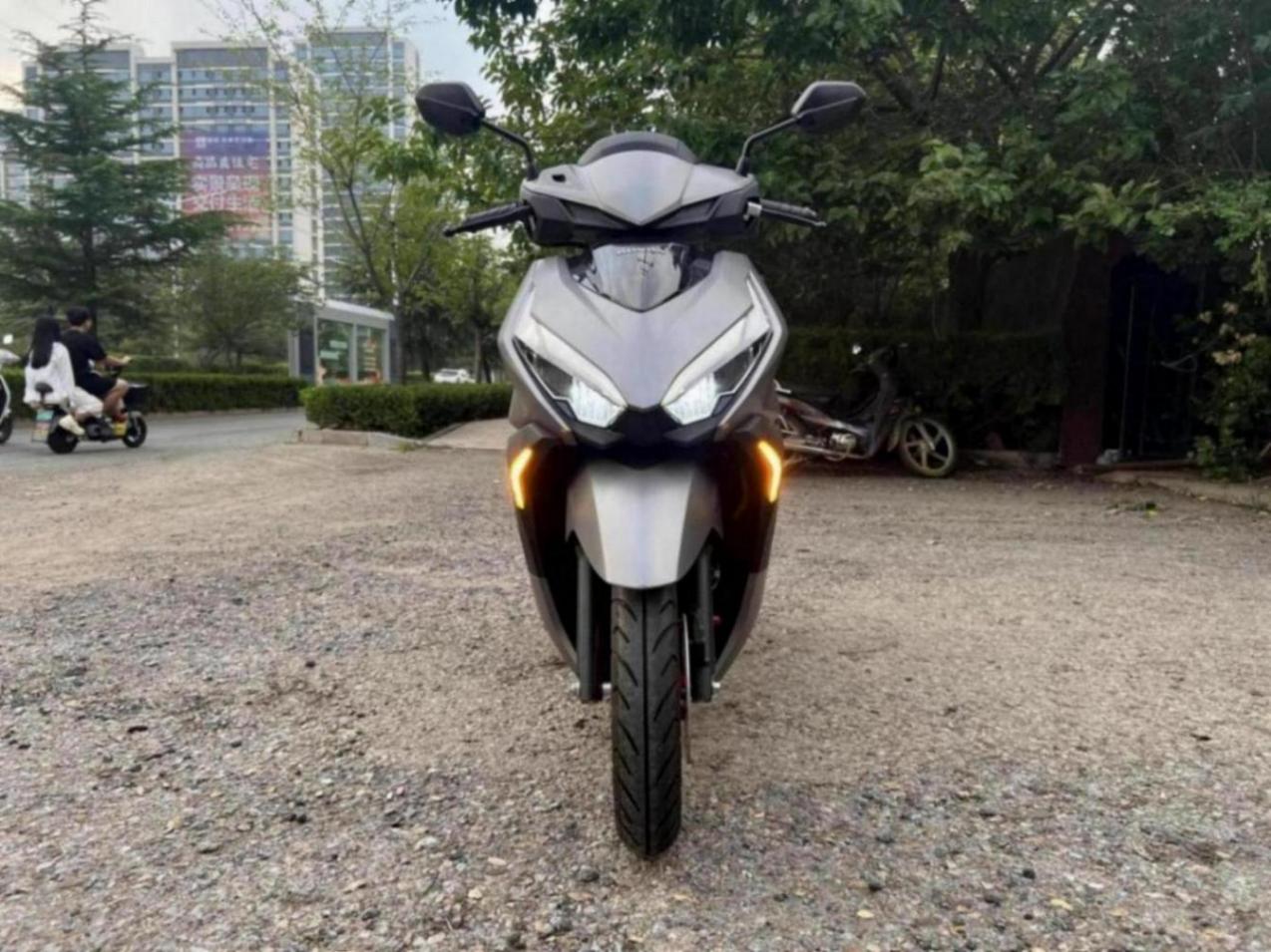 運(yùn)動鋼炮125踏板最強(qiáng)選手!本田NS125RX買車必看詳盡評測!