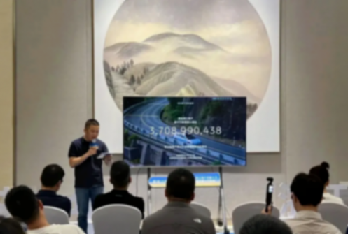 銷量突破10萬輛!高端純電難賣,為何蔚來越做越好?