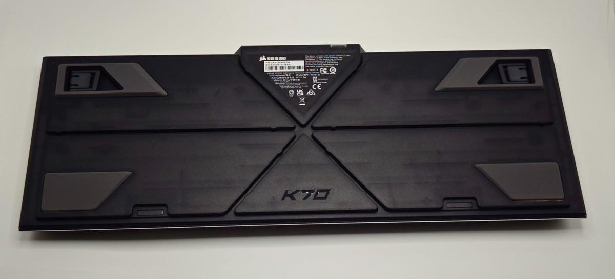 電競組合,一套起飛:海盜船K70 MAX機(jī)械鍵盤/M75鼠標(biāo)綜合評測
