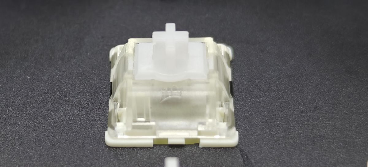電競組合,一套起飛:海盜船K70 MAX機(jī)械鍵盤/M75鼠標(biāo)綜合評測