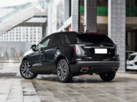 凱迪拉克XT5,標配2.0T+9AT,全系降價10萬,性價比如何?