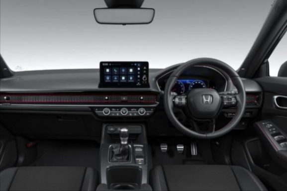 搭載1.5T+6MT,剎車、懸架均有升級,2025款日規(guī)版本田思域RS亮相