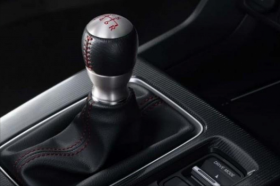 搭載1.5T+6MT,剎車、懸架均有升級,2025款日規(guī)版本田思域RS亮相