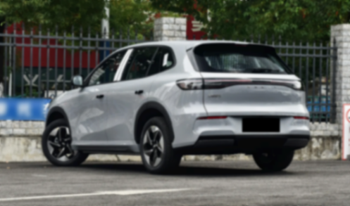 銀河E5/哪吒X/元PLUS三車對比,十萬預算買純電SUV,該怎么選?